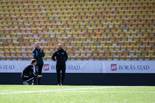 Assisterande tränare Christer Persson, manager Jimmy Thelin och assisterande tränare Emir Bajrami