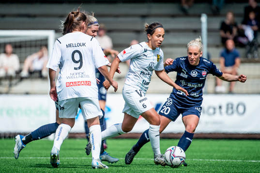 Umeås Briana Campos mot Rosengårds Mia Persson