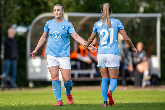 Malmö FFs Madeleine Hejde och Malmö FFs Elin Björklund