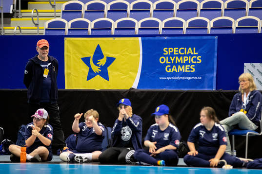 En banderoll med texten Special Olympics games mellan IFK