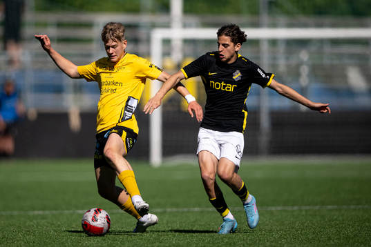 s Taha Ayari under finalen i Ligacupen för P17 den 19 juni 2022 i Stockholm. 
