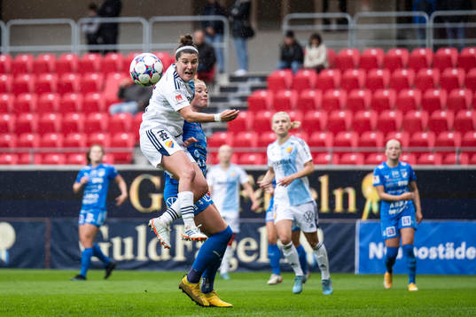 Djurgårdens Hayley Dowd och Kalmars Paige Culver