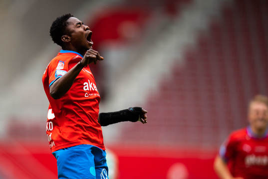Helsingborgs Joseph Amoako jublar efter 1-0