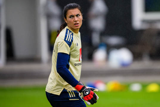 Goalkeeper Zećira Mušović