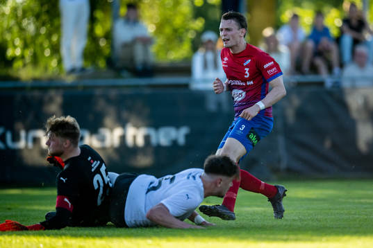 Höganäs Erik Kronholm gör 0-3