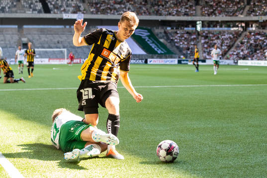 Häckens Kristoffer Lund Hansen och Hammarbys Dennis