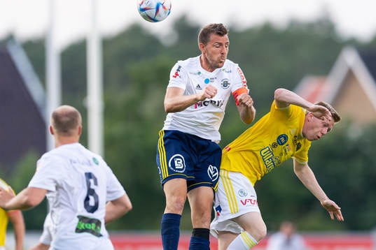 Ängelholms Johan Oremo och Falkenbergs Lucas Sibelius