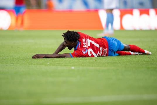 Helsingborgs Benjamin Acquah har ont