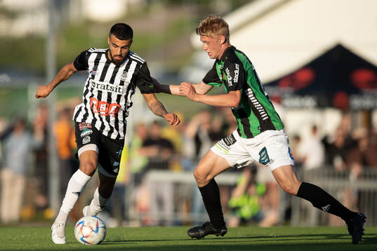 Lindomes Ihab Naser och GAIS Viktor Nilsen
