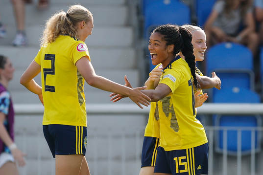 Elma Juntilla Nelhage, Evelina Duljan and Anna Sandberg of