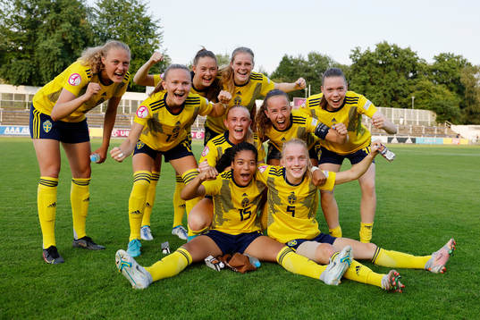 Elma Juntilla Nelhage, Matilda Vinberg, Svea Rehnberg,