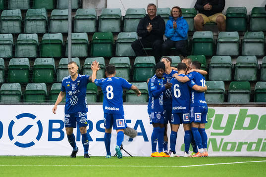 Sundsvalls spelare jublar