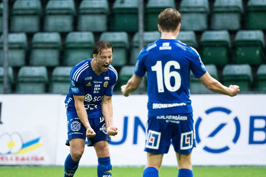Sundsvalls Daniel Stensson och Marcus Burman jublar