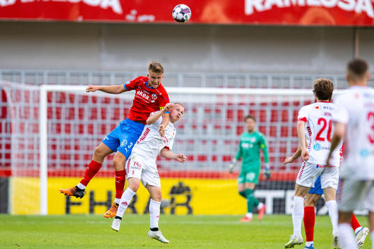 Helsingborgs Casper Widell och Kalmars Isak Jansson