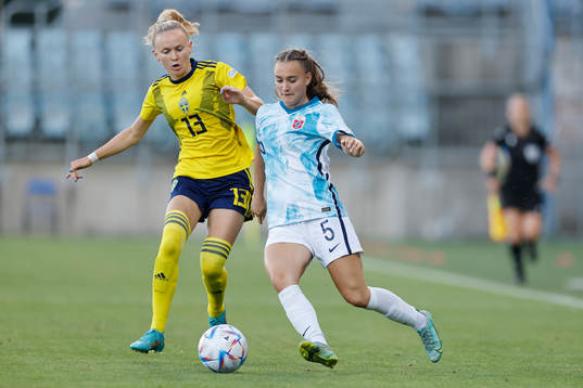 Matilda Vinberg of Sweden in action against Selma Løvås