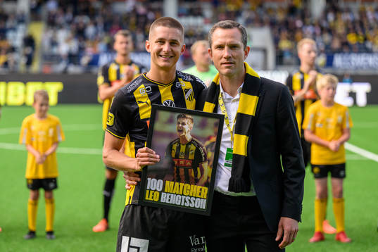 Häckens Leo Bengtsson uppmärksammas för 100 spelade