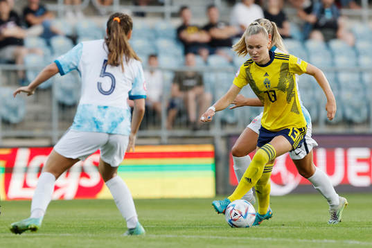 Matilda Vinberg  of Sweden in action against Selma Løvås