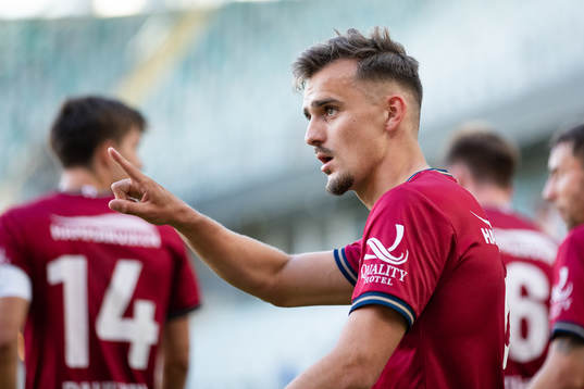 Örgrytes Ajdin Zeljkovic jublar efter 1-0