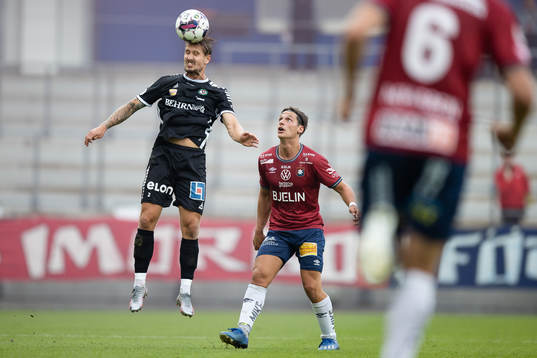 Örebros Daniel Björnquist och Örgrytes Kevin Ackermann