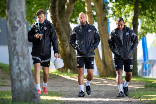 Assisterande tränare Max Lindén, tränare Mattias Lindström och tränare Alvaro Santos 