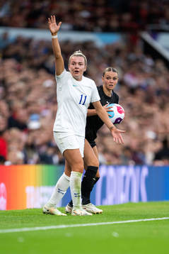 Lauren Hemp of England
