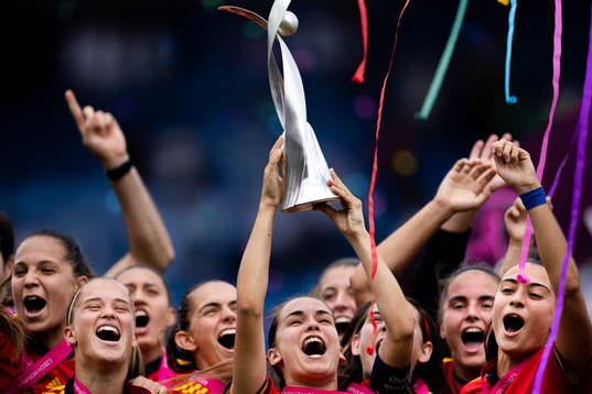 Players of Spain celebrate with the trophy after the UEFA Womens Under-19 European Championships final between Spain and Norway on July 9, 2022 in Ostrava.
