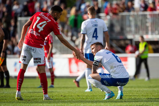 Degerfors Daniel Krezic och IFK Norrköpings Linus