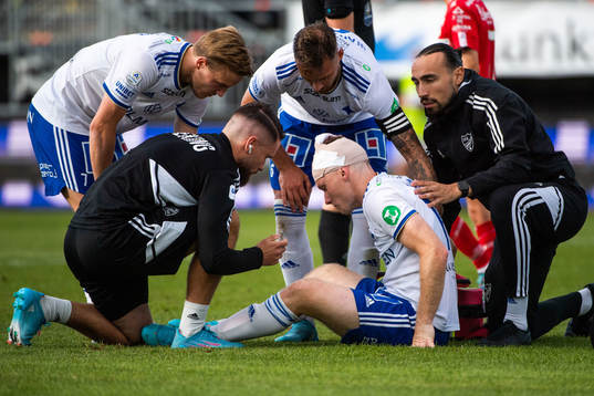 IFK Norrköpings Linus Wahlqvist Egnell får vård