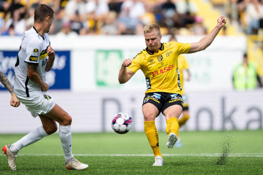 AIKs Mikael Lustig och Elfsborgs Per Frick