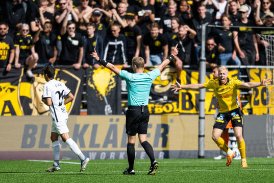 Domare Glenn Nyberg med en bortdömd straff