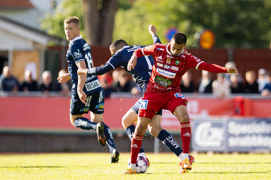 Örgrytes Sargon Abraham och Skövde AIKs Elmar Abraham