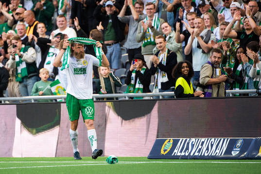 Hammarbys Bjørn Paulsen tackas