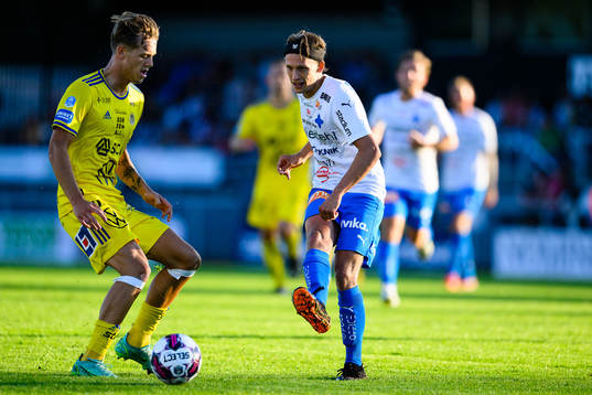 Sundsvalls Ludvig Nåvik och Värnamos Charlie Vindehall