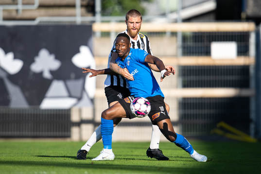 Landskronas Erik Hedenquist och Halmstads Sadat Karim