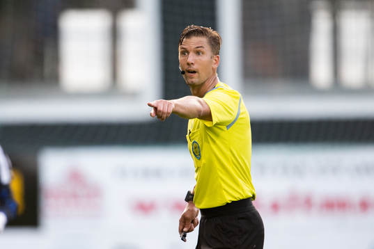 Domare Fredrik Hansson