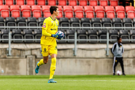 Östers målvakt Victor Stulic