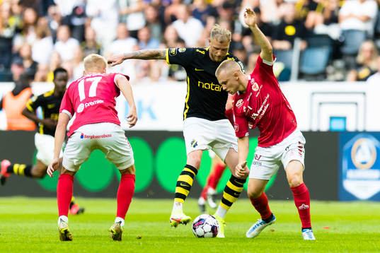 s John Guidettii kamp med Kalmars Isak Jansson