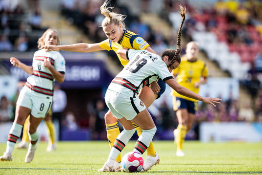 Fridolina Rolfö of Sweden and Diana Gomes of Portugal