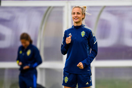 Nathalie Björn of the Swedish women's national football team at a training session