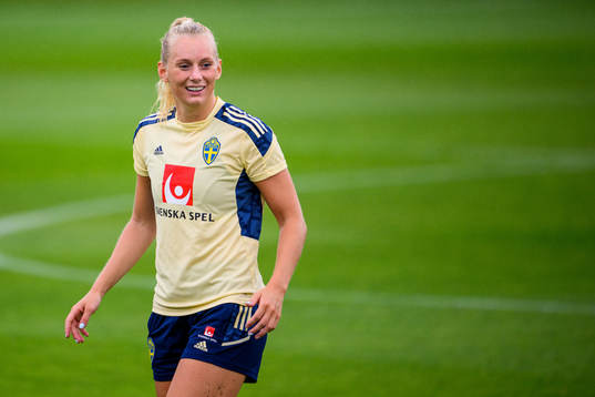 Stina Blackstenius of the Swedish women's national football team at a training session