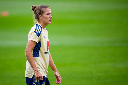 Filippa Angeldahl of the Swedish women's national football team at a training session