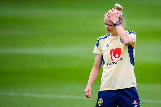 Amanda Ilestedt of the Swedish women's national football team at a training session