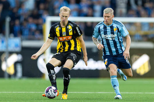 Häckens Gustav Berggren och Djurgårdens Victor Edvardsen