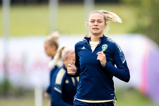 Fridolina Rolfö of the Swedish women's national football team at a training session