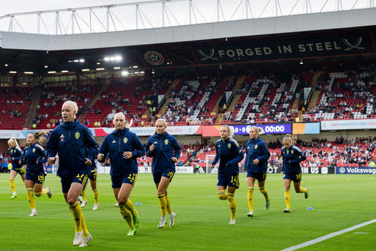 Players of Sweden ahead of the UEFA Women's Euro 2022 semifinal match between England and Sweden on July 26, 2022 in Sheffield. 