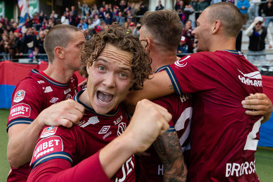 Örgrytes Herman Sjögrell jublar