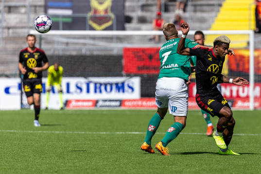 Jönköpings Sebastian Crona och Östersunds Chovanie