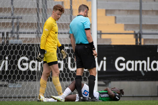 GAIS Michael Kargbo har ont