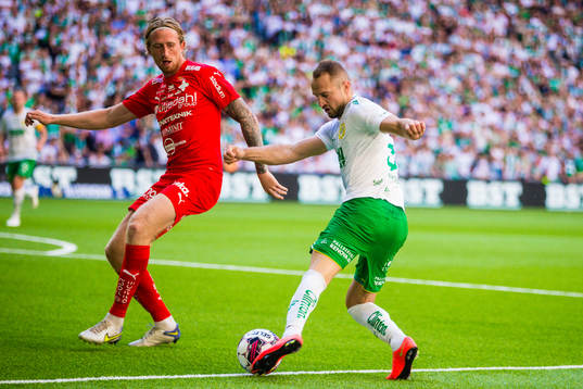 Värnamos Hampus Näsström och Hammarbys Veton Berisha