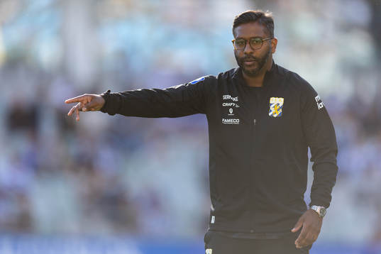 IFK Göteborgs assisterande tränare Alexander Tengryd innan fotbollsmatchen i Allsvenskan mellan IFK Göteborg och IFK Norrköping den 1 augusti 2022 i Göteborg. 